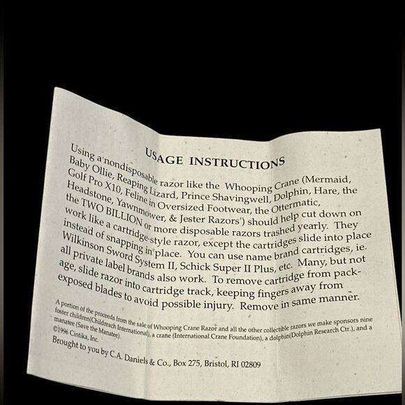Vintage NIB C.A. Daniel’s -Cintika collectible silver Whooping Crane razor - Picture 5 of 8